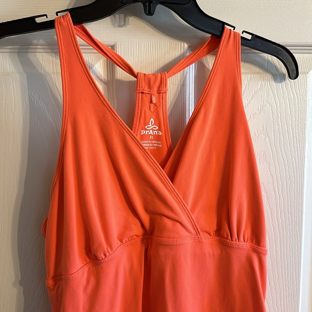 Prana coral halter tank, sz XL. - Picture 3 of 5